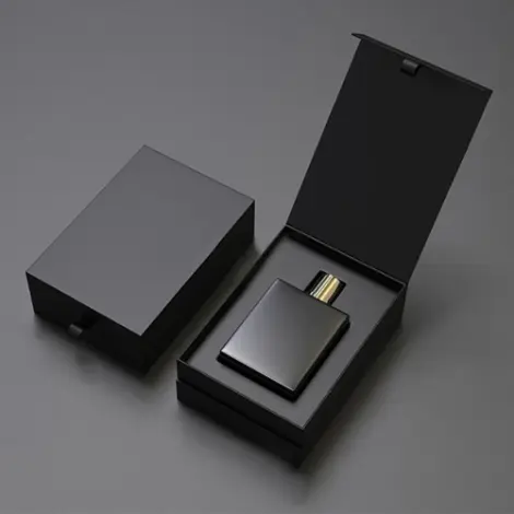 Black Glass Cosmetic Packaging 